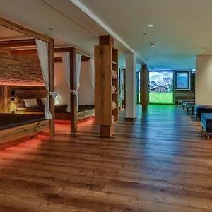 4* Hotell Alpenhotel Fischer 4 Sterne - Adults Only
