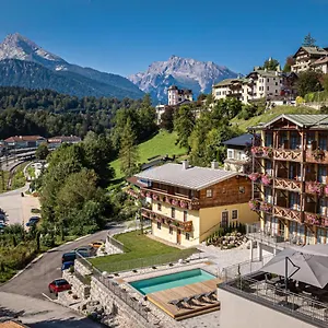 Alpinaros Hotel