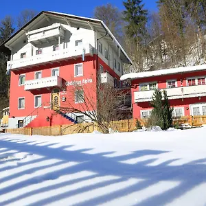 Gaestehaus Alpina Affittacamere